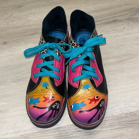 SoleTech Hand Painted Leather Lace Up Shoes Women 7 leopard funky whimsical - Picture 1 of 13